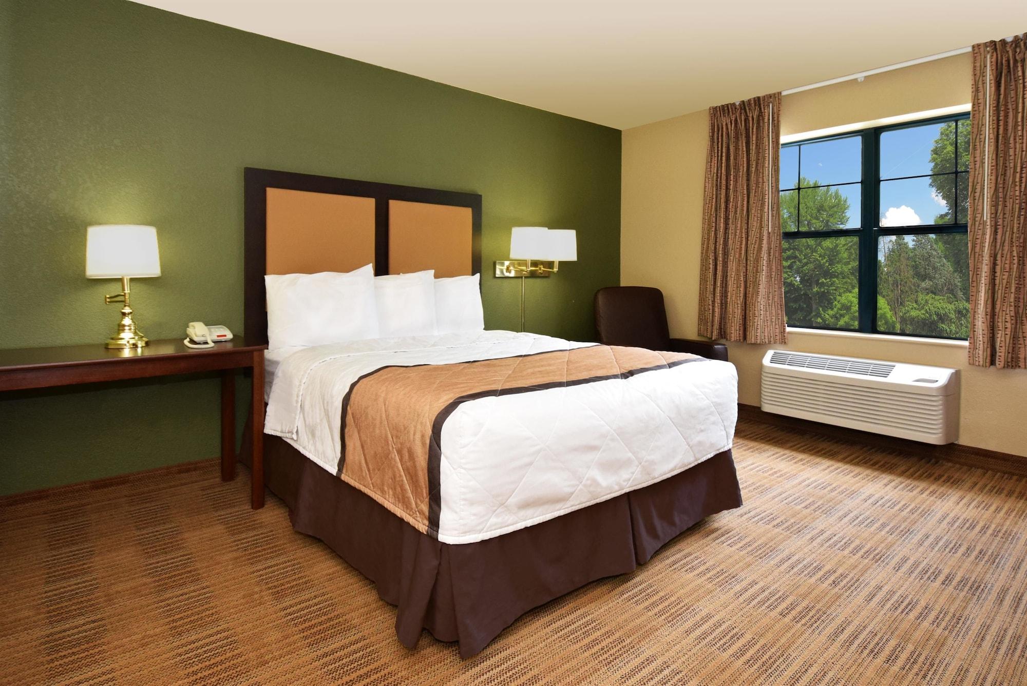 เอ็กซ์เทนด์ สเตย์ อเมริกา ซานตาบาร์บารา-คัลเล เรอัล Hotel Goleta ภายนอก รูปภาพ